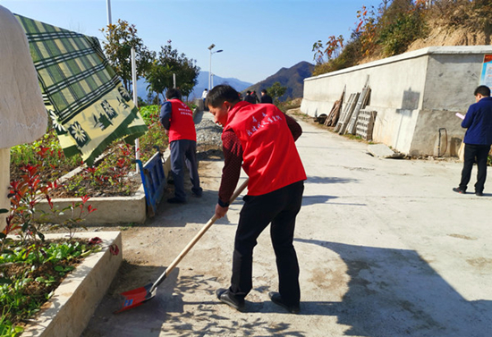 教育局深入學(xué)習(xí)貫徹黨的十九屆四中全會(huì)精神
