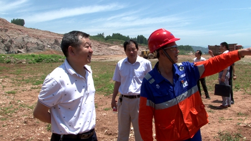 縣人大常委會調(diào)研礦山地質(zhì)環(huán)境治理情況