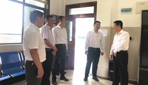 孫詠平來房開展“七一”走訪慰問活動