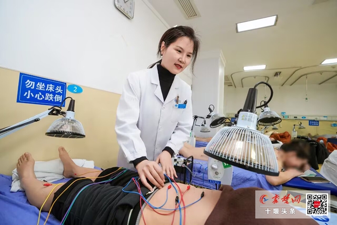 十堰人醫(yī)中醫(yī)婦科專家黃梅花：以中醫(yī)智慧破解多囊與息肉難題