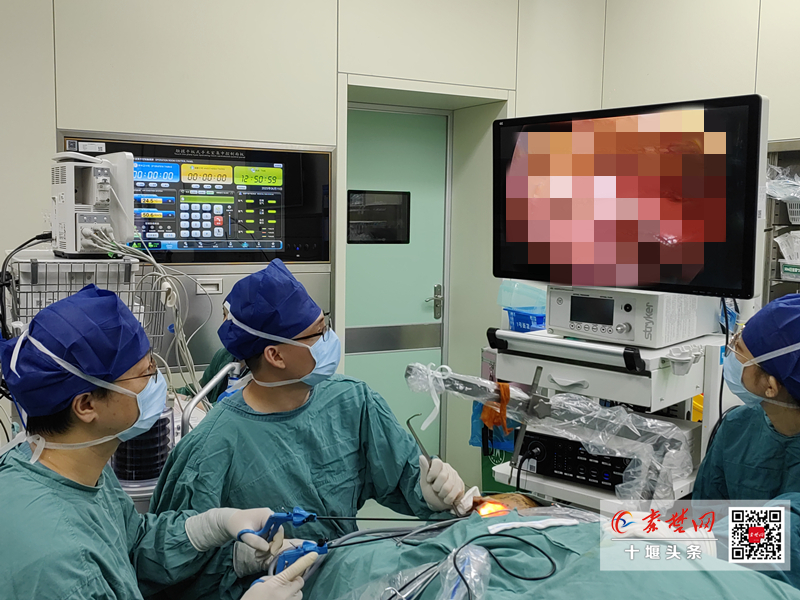 告別面部疤痕！十堰人醫(yī)引領(lǐng)鄂西北腮腺腫瘤治療邁入“無(wú)痕”時(shí)代
