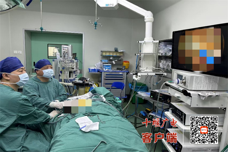 精準(zhǔn)微創(chuàng)再突破：十堰人醫(yī)成功開展腔鏡保乳根治手術(shù)