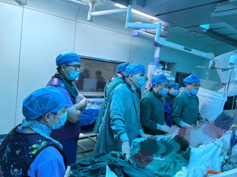 十堰人醫(yī)心血管內(nèi)科成功完成一例經(jīng)導(dǎo)管主動(dòng)脈瓣置換術(shù) 精準(zhǔn)微創(chuàng)?瓣動(dòng)“心”生