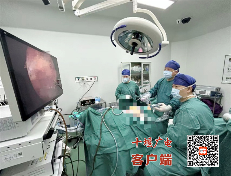 十堰人醫(yī)甲乳外科2病區(qū)實現(xiàn)腔鏡甲狀腺癌根治術(shù)全覆蓋